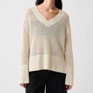 GAP Women's Cream Split-Hem‎ Crochet 100% Cotton V-Neck Sweater Size X-Small